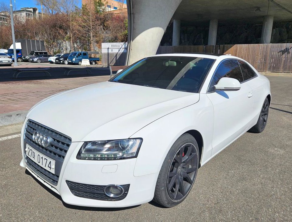 아우디 A5 2.0 TFSI 콰트로