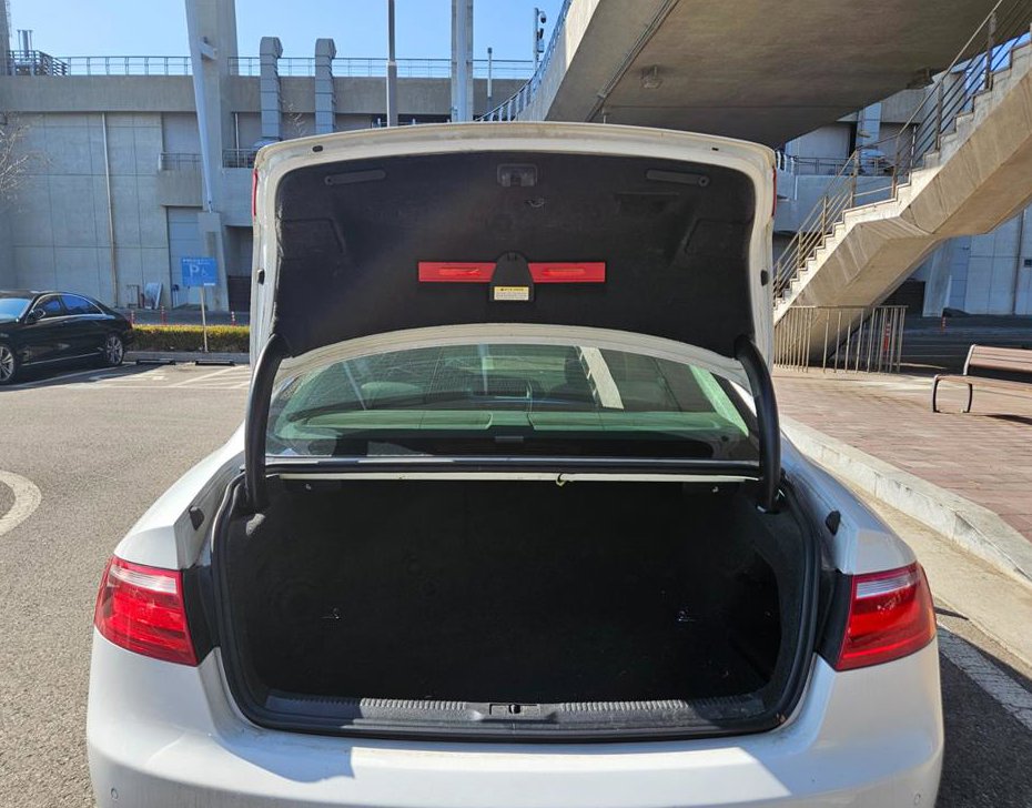 아우디 A5 2.0 TFSI 콰트로 사진 6