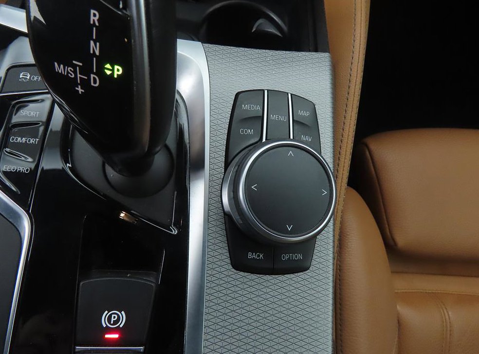 BMW 5시리즈 520d xDrive M 스포츠 사진 13