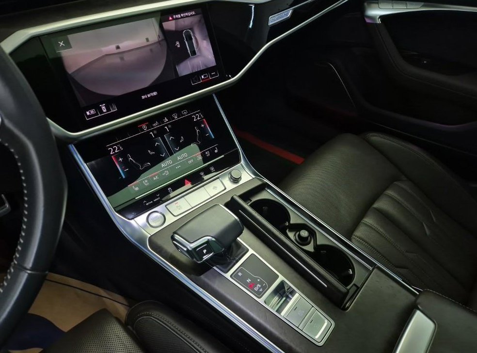 아우디 A7 55 TFSI 콰트로 프리미엄 사진 10