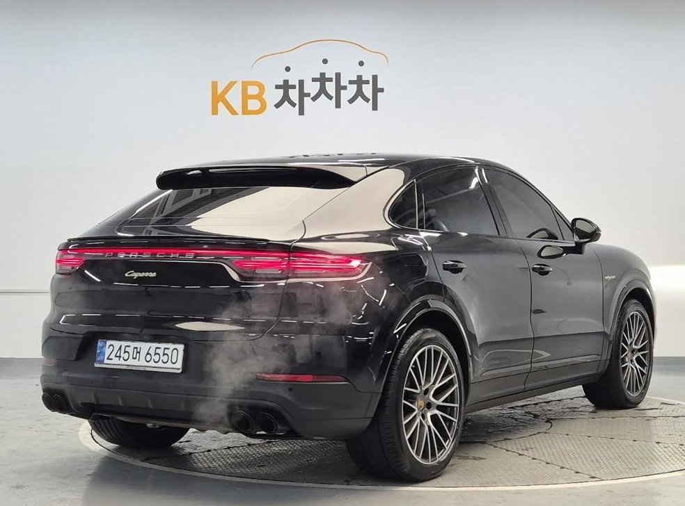 포르쉐 카이엔 3.0 E-하이브리드 쿠페 사진 3
