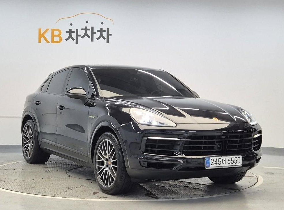 포르쉐 카이엔 3.0 E-하이브리드 쿠페 사진 4