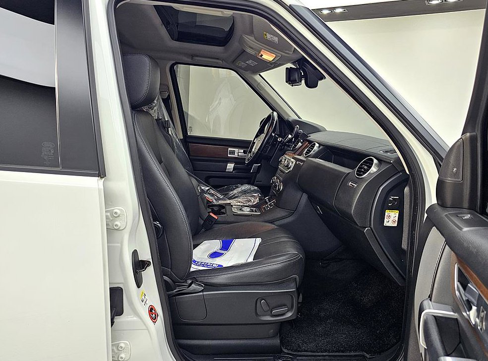 랜드로버 디스커버리 3.0 SDV6 HSE 사진 11