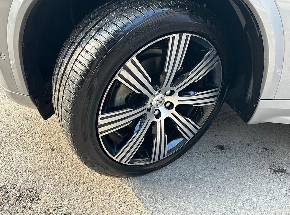 볼보 XC90 2.0 B6 AWD 사진 20