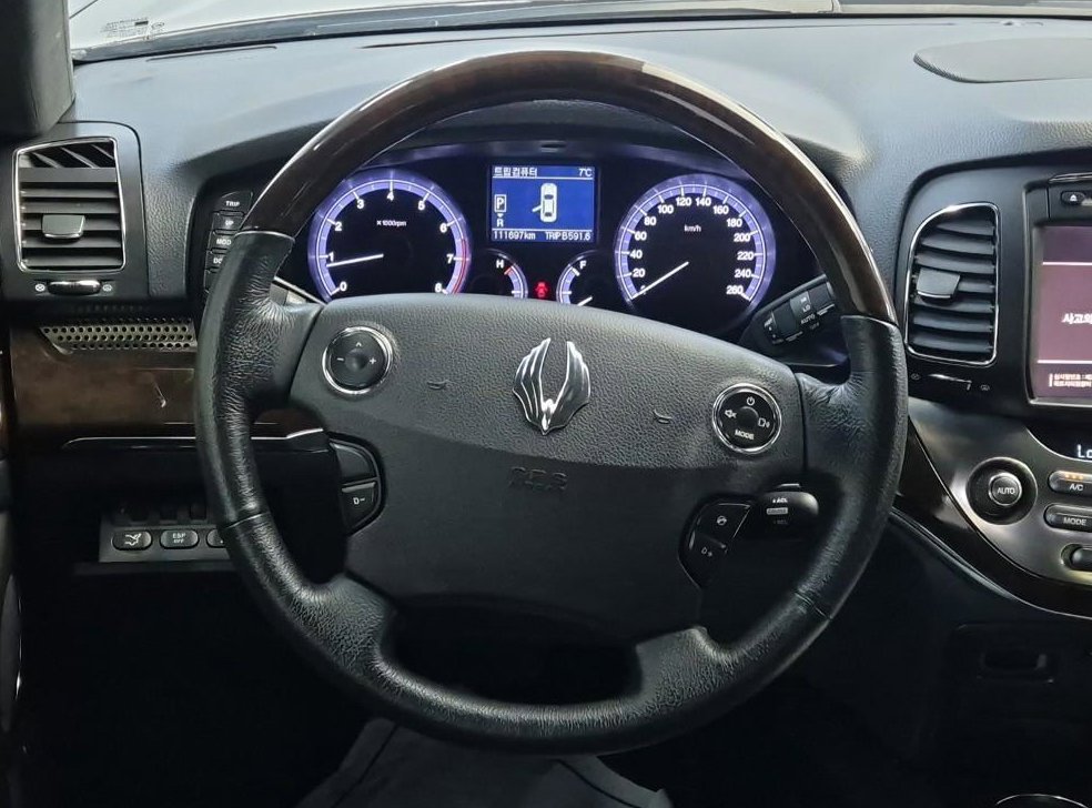 KG모빌리티(쌍용)  체어맨 가솔린 4WD CW600 4TRONIC 사진 8