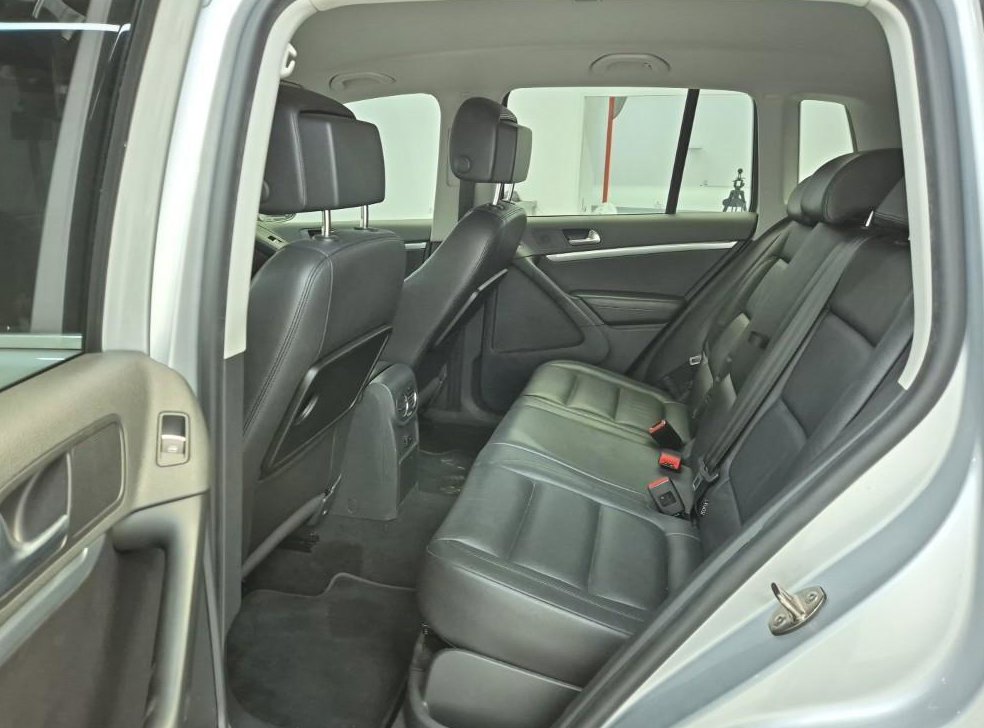 폭스바겐 티구안 2.0 TDI 컴포트 사진 12