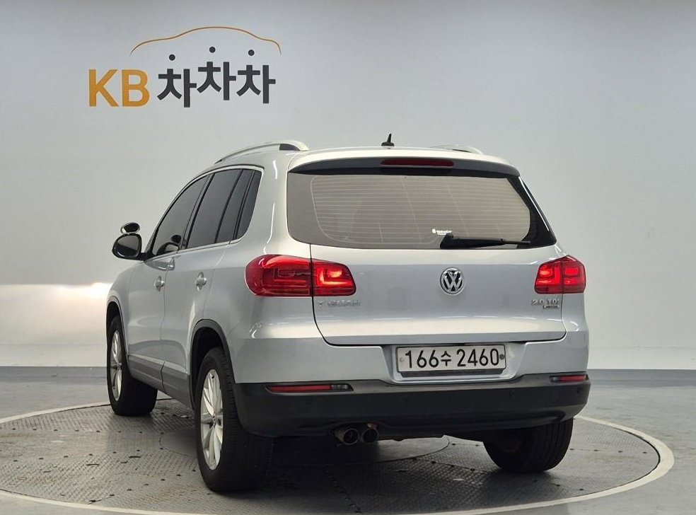 폭스바겐 티구안 2.0 TDI 컴포트 사진 2