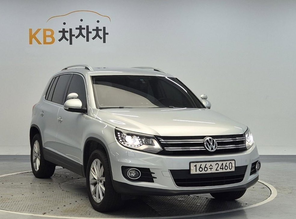 폭스바겐 티구안 2.0 TDI 컴포트 사진 4