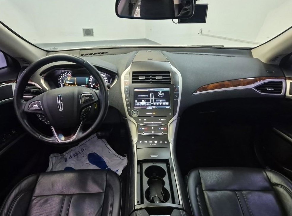 링컨 MKZ 2.0 AWD 사진 7
