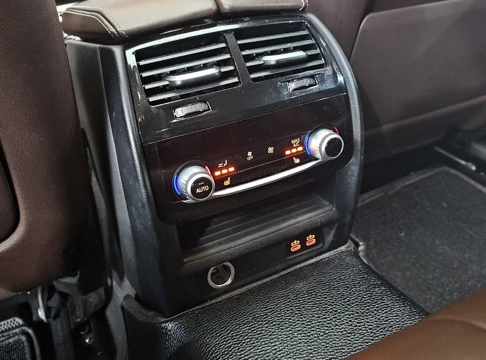 BMW 5시리즈 530i 럭셔리 사진 13