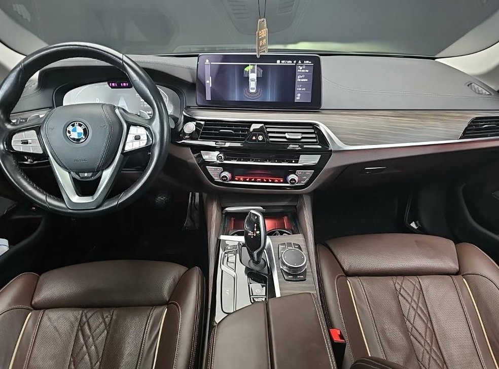 BMW 5시리즈 530i 럭셔리 사진 7