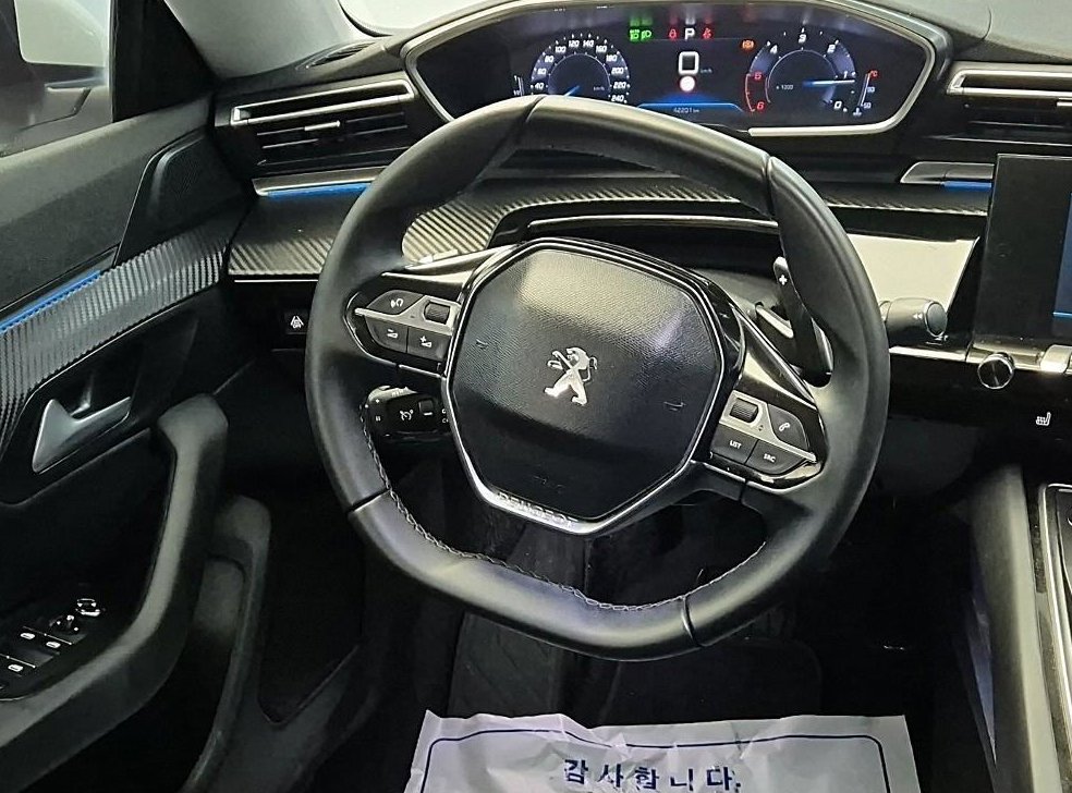 푸조 508 2.0 BlueHDI 알뤼르 사진 9