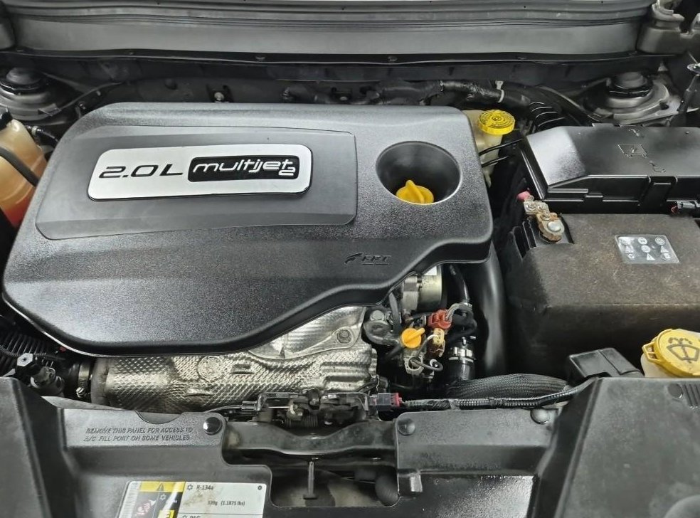 지프 체로키 2.0 디젤 론지튜드 AWD 사진 5