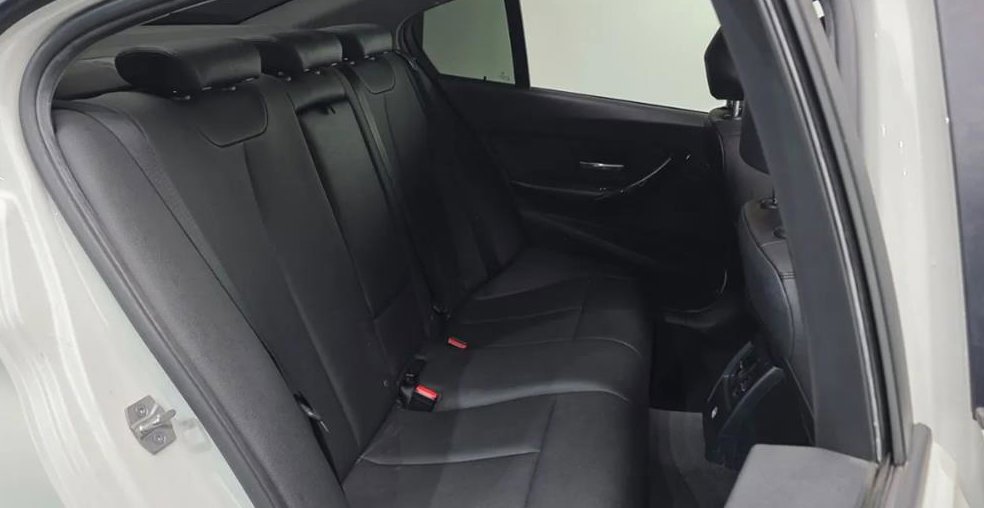 BMW 3시리즈 320d 사진 12