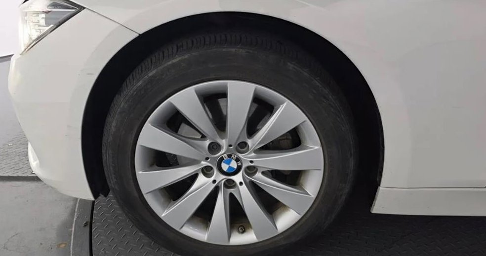 BMW 3시리즈 320d 사진 5