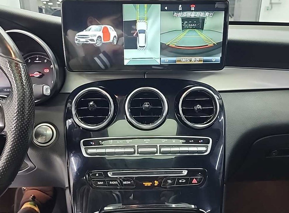 벤츠 GLC 클래스 GLC 350 e 4MATIC 프리미엄 사진 10