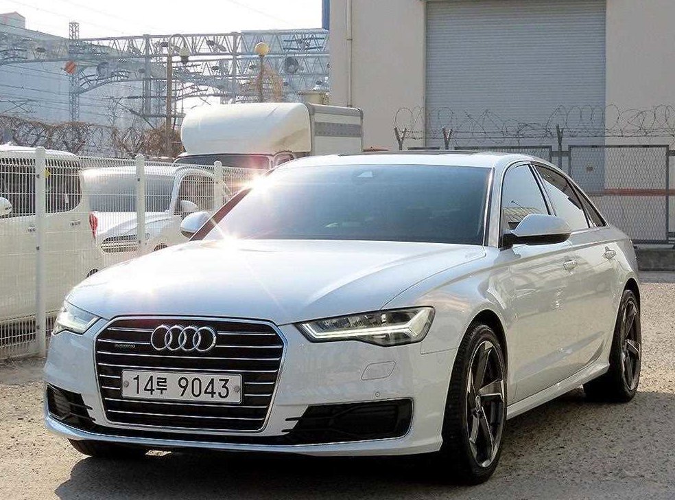 아우디 A6 40 TDI 콰트로