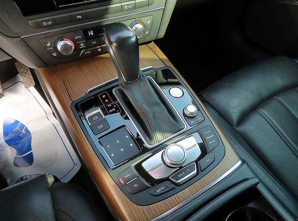 아우디 A6 40 TDI 콰트로 사진 11