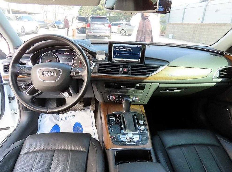 아우디 A6 40 TDI 콰트로 사진 7
