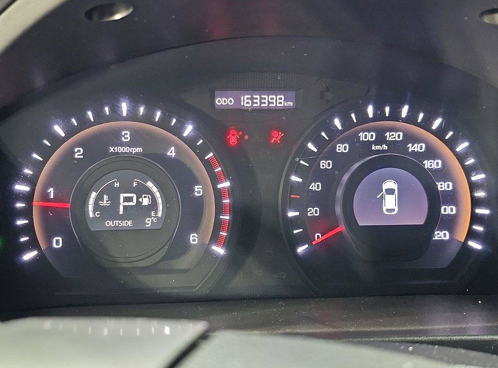 KG모빌리티(쌍용)  코란도 2WD 2.0 CVX 사진 6