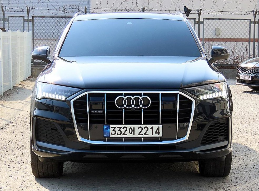 아우디 Q7 45 TDI 콰트로 프리미엄