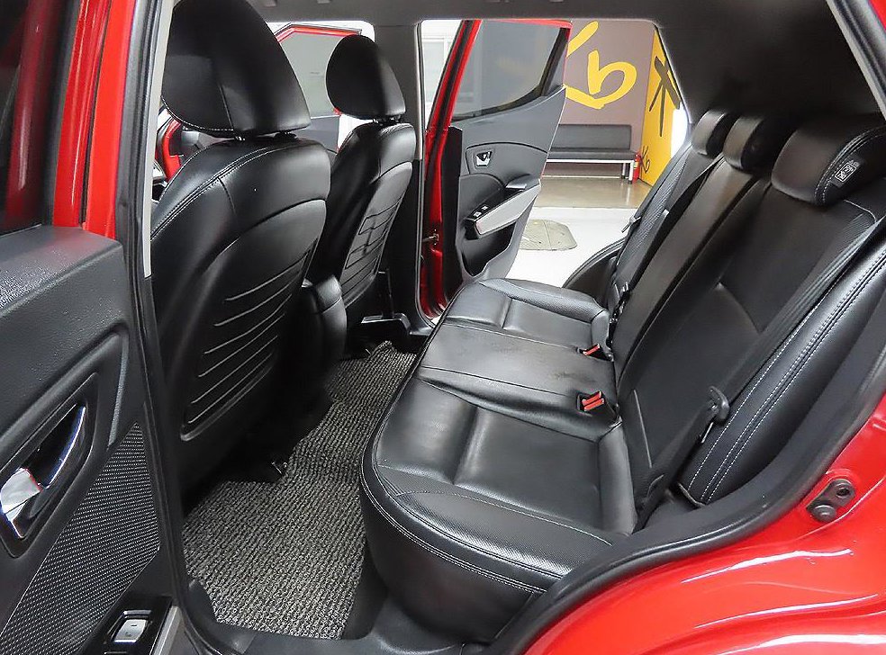 KG모빌리티(쌍용)  티볼리 가솔린 2WD 1.6 LX 사진 19