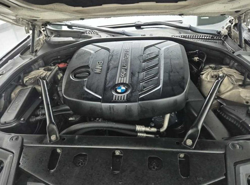 BMW 5시리즈 520d 사진 5