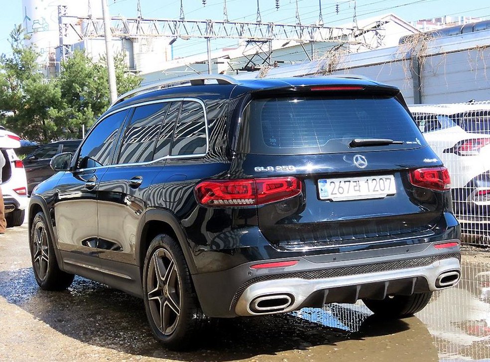 벤츠 GLB 클래스 GLB 250 4MATIC 사진 3