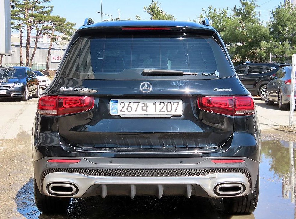 벤츠 GLB 클래스 GLB 250 4MATIC 사진 4