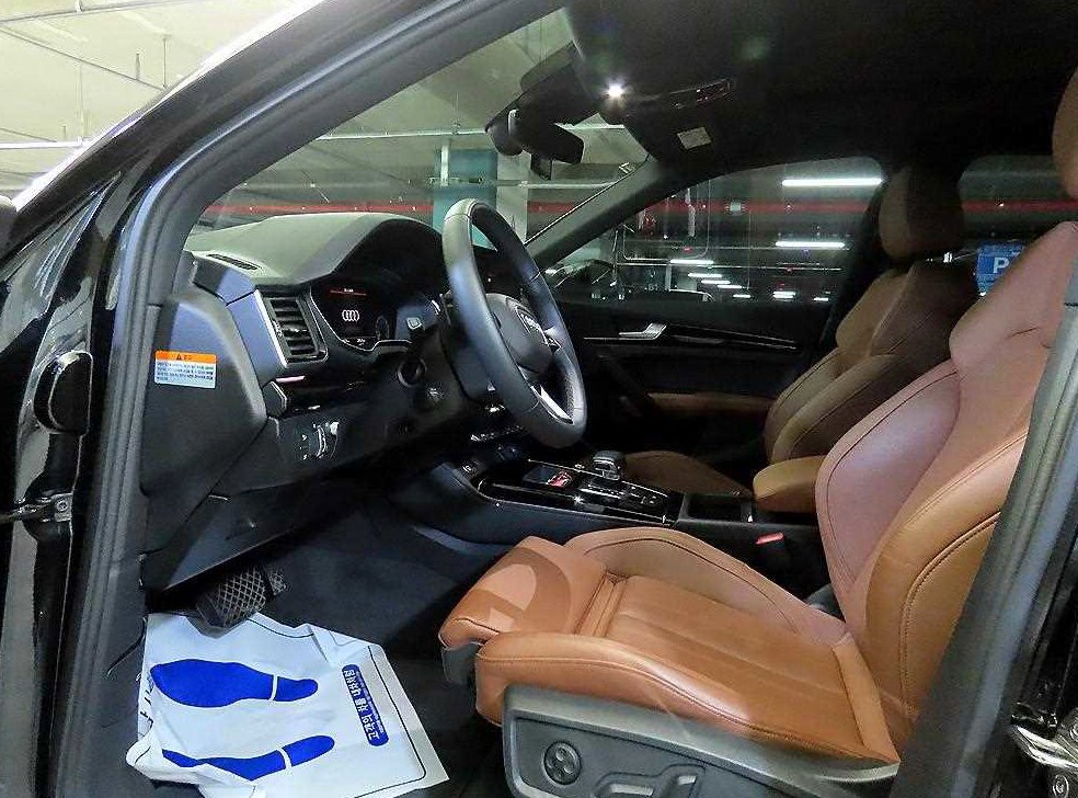 아우디 Q5 45 TFSI 콰트로 프리미엄 사진 6