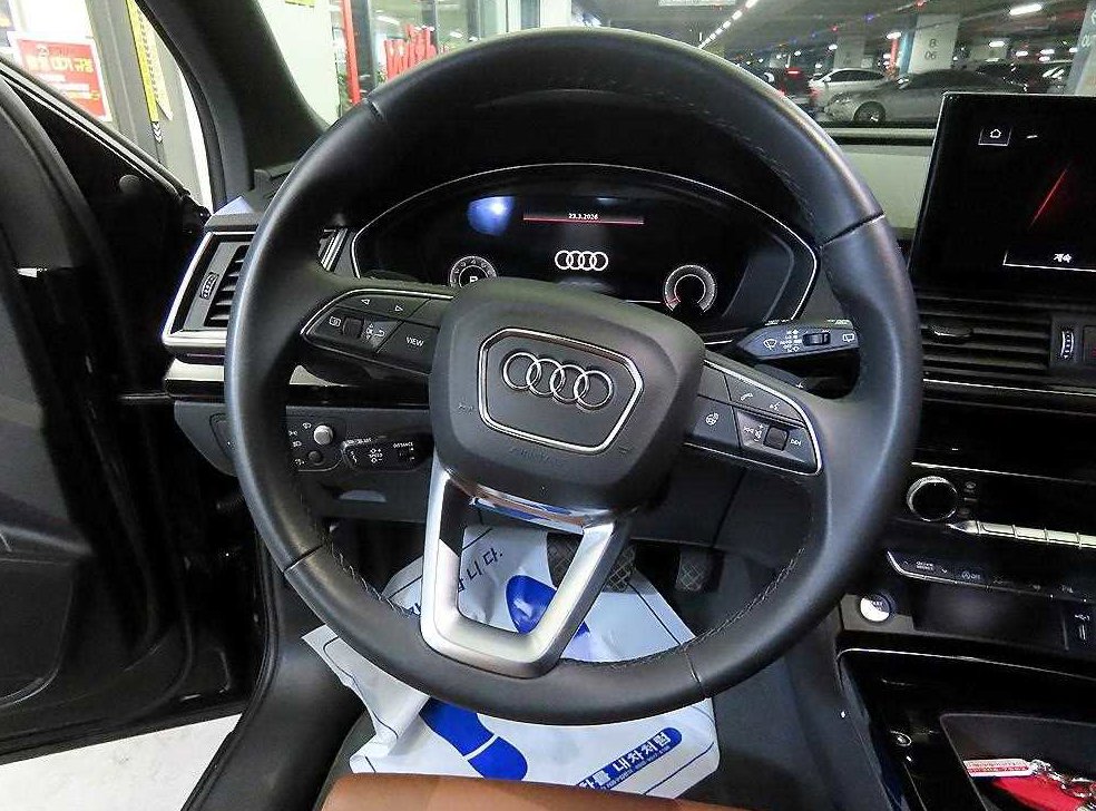 아우디 Q5 45 TFSI 콰트로 프리미엄 사진 8