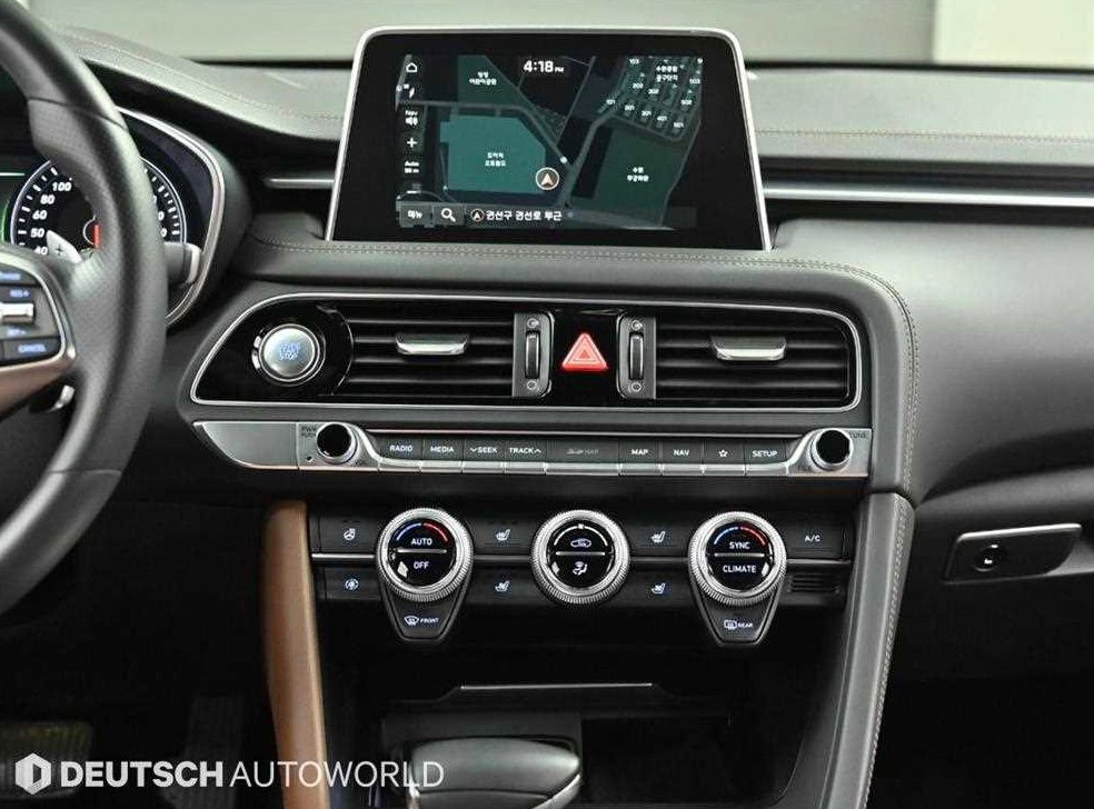 제네시스 G70 2.0T AWD 사진 10