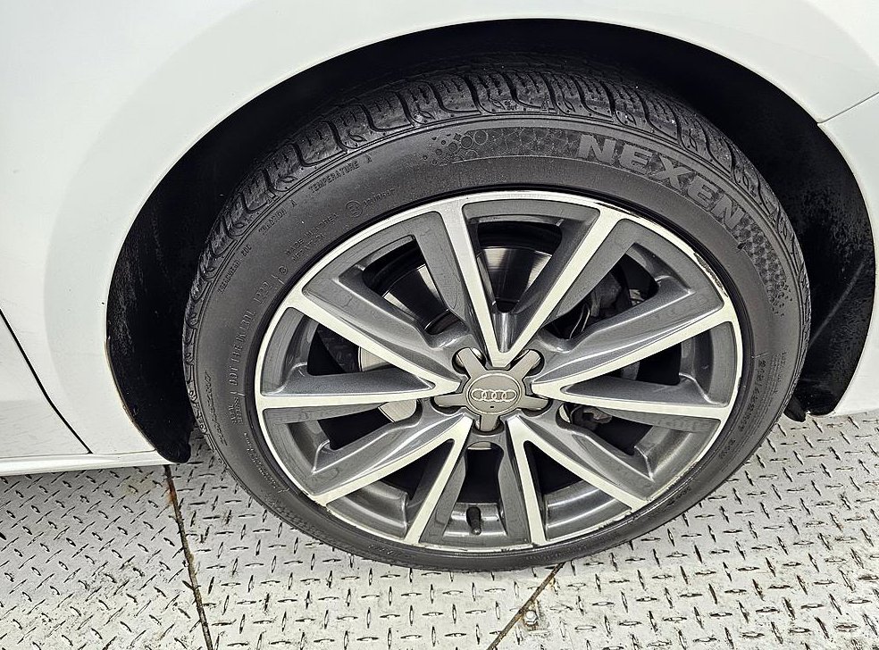 아우디 A1 30 TDI 사진 20