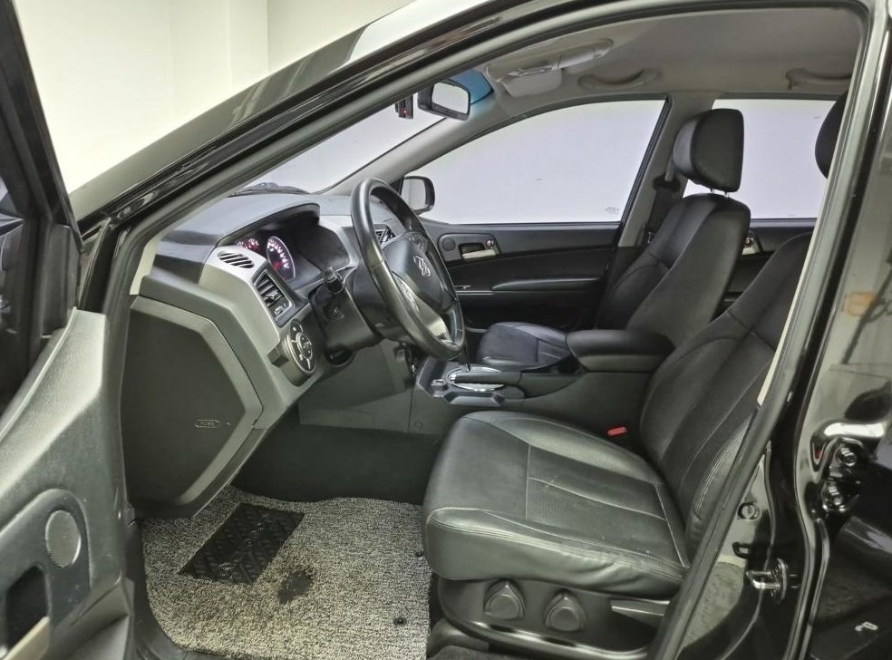 KG모빌리티(쌍용)  코란도 CX7(4WD) 사진 11