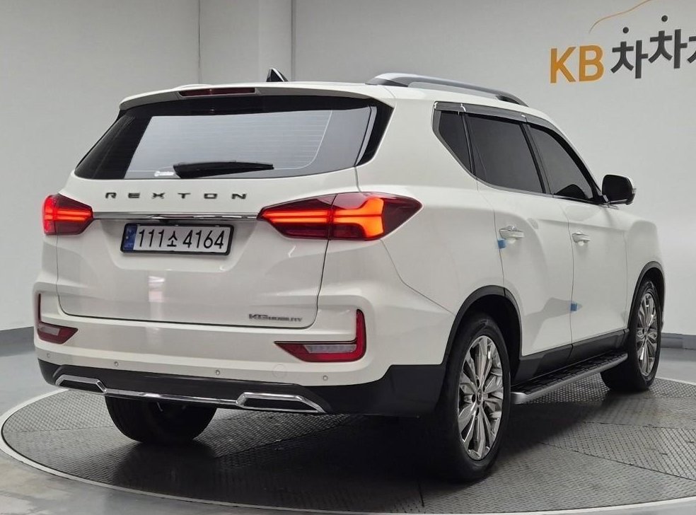 KG모빌리티(쌍용)  렉스턴 4WD 디젤 2.2 사진 3
