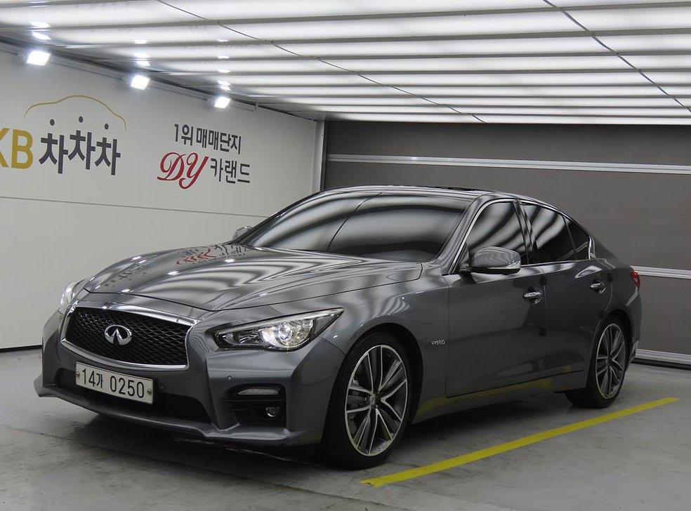 인피니티 Q 3.5 하이브리드