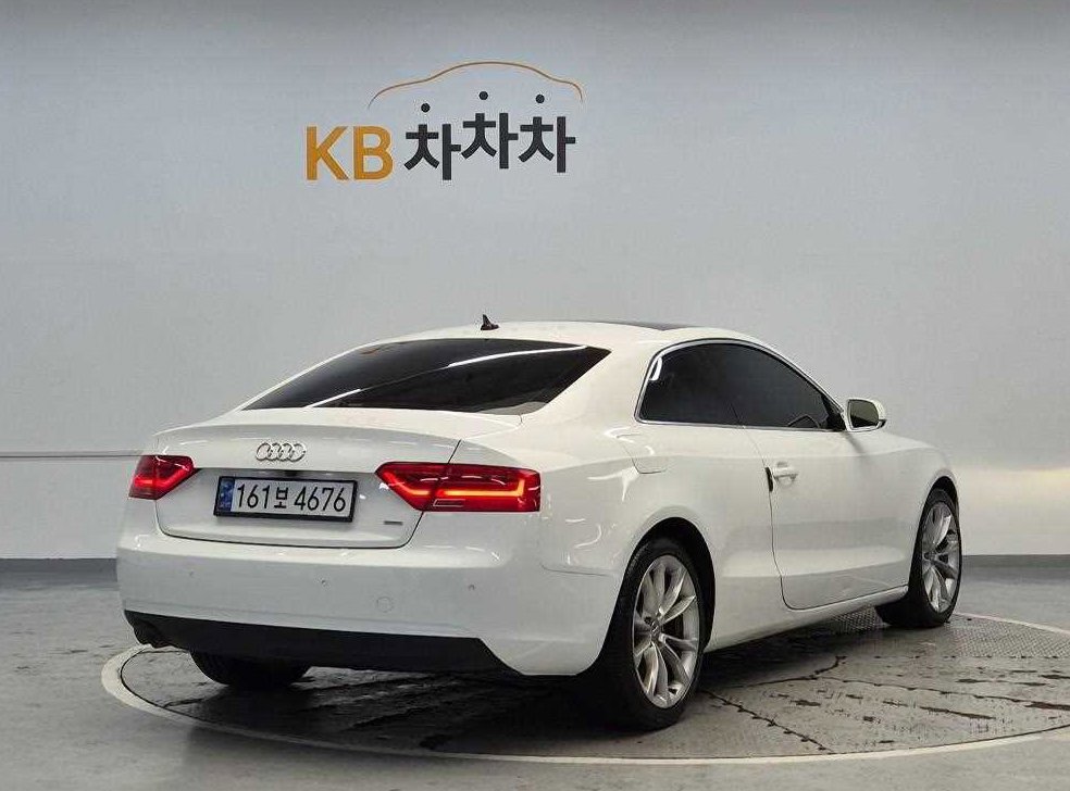 아우디 A5 2.0 TFSI 콰트로 사진 3