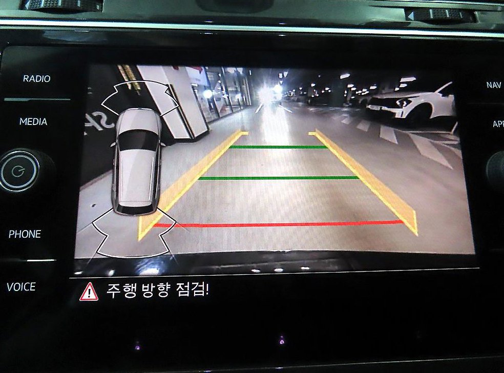 폭스바겐 티구안 2.0 TDI 프리미엄 4모션 사진 15