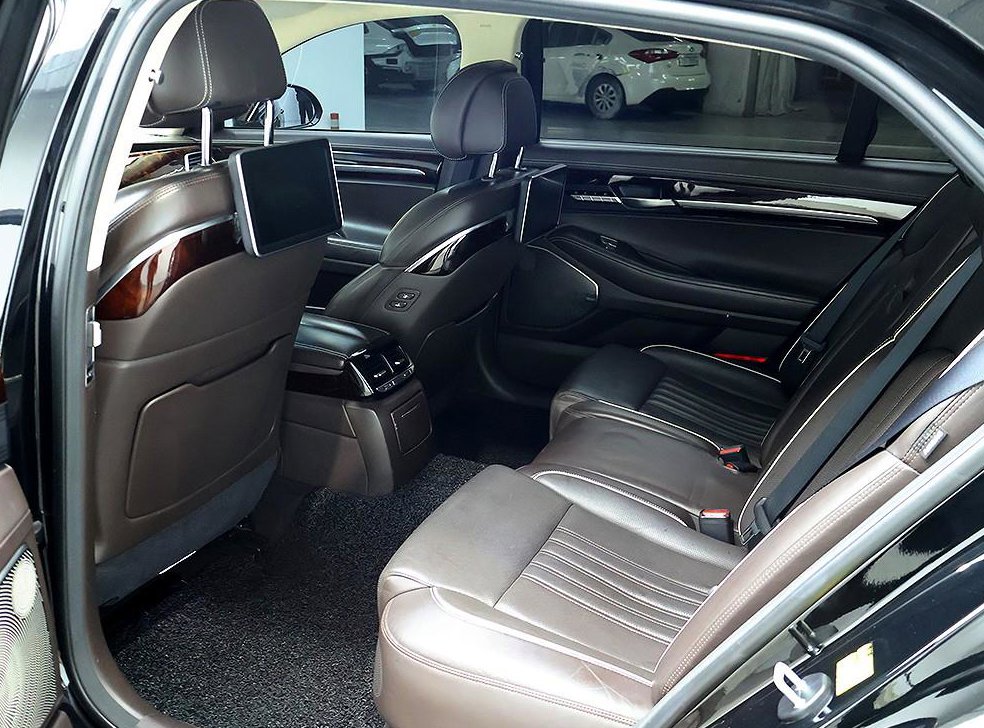 제네시스 EQ900 5.0 GDI AWD 사진 12