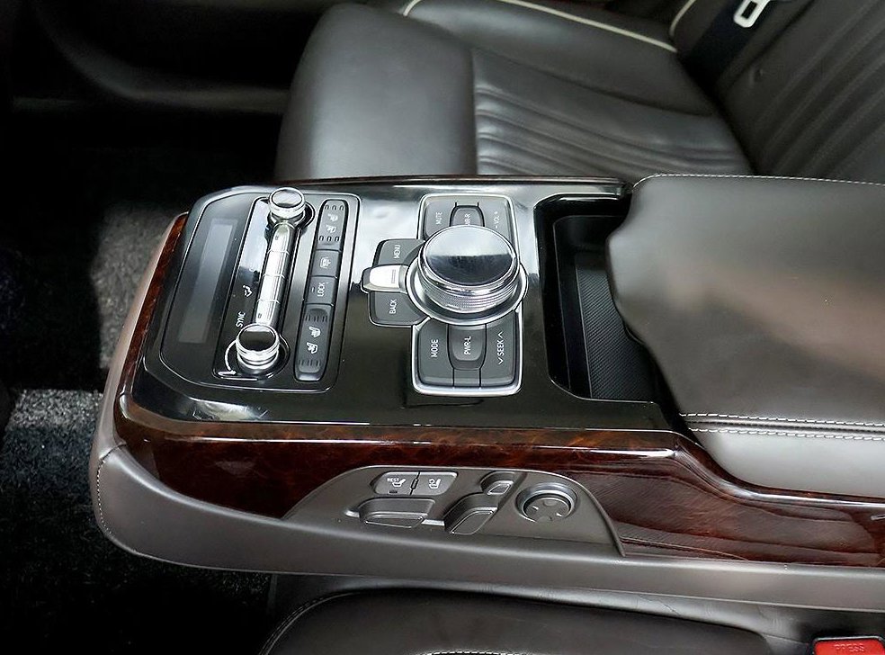 제네시스 EQ900 5.0 GDI AWD 사진 13