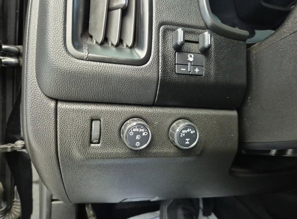 쉐보레 콜로라도 3.6 익스트림-X 4WD 사진 18