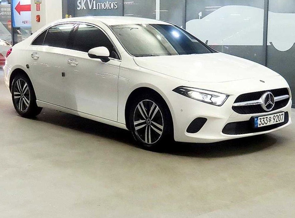 벤츠 A 클래스 A220 세단