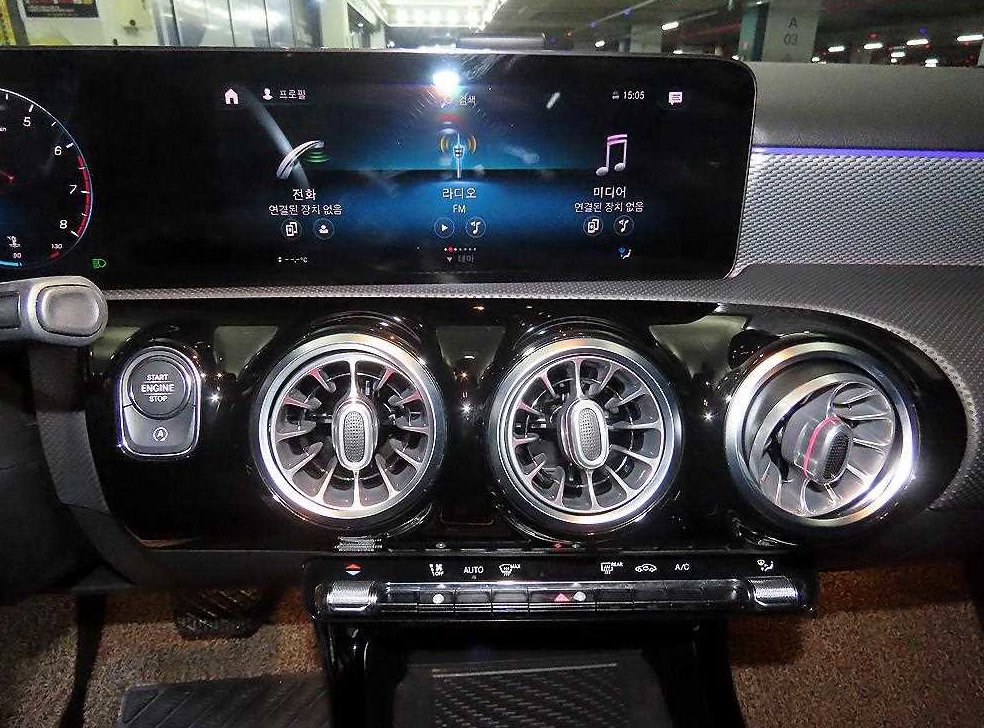 벤츠 A 클래스 A220 세단 사진 11