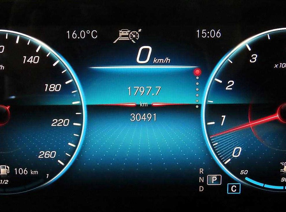 벤츠 A 클래스 A220 세단 사진 9
