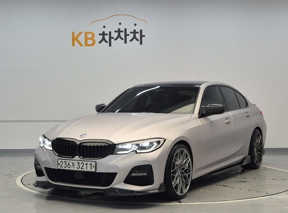 BMW 3시리즈 320d M 스포츠