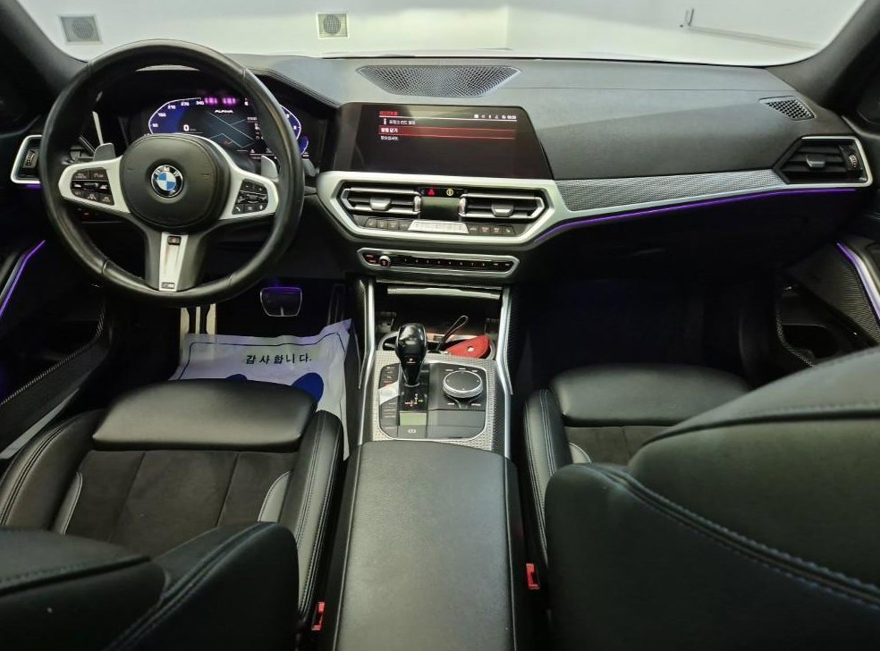 BMW 3시리즈 320d M 스포츠 사진 7