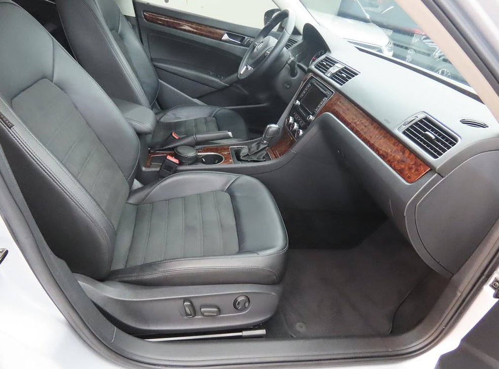 폭스바겐 파사트 2.0 TDI 사진 15