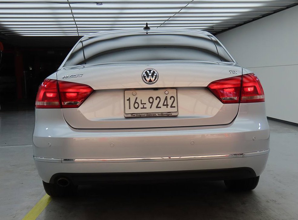 폭스바겐 파사트 2.0 TDI 사진 3