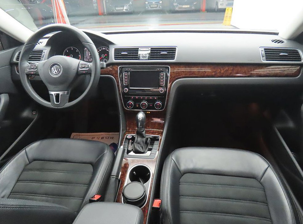 폭스바겐 파사트 2.0 TDI 사진 5