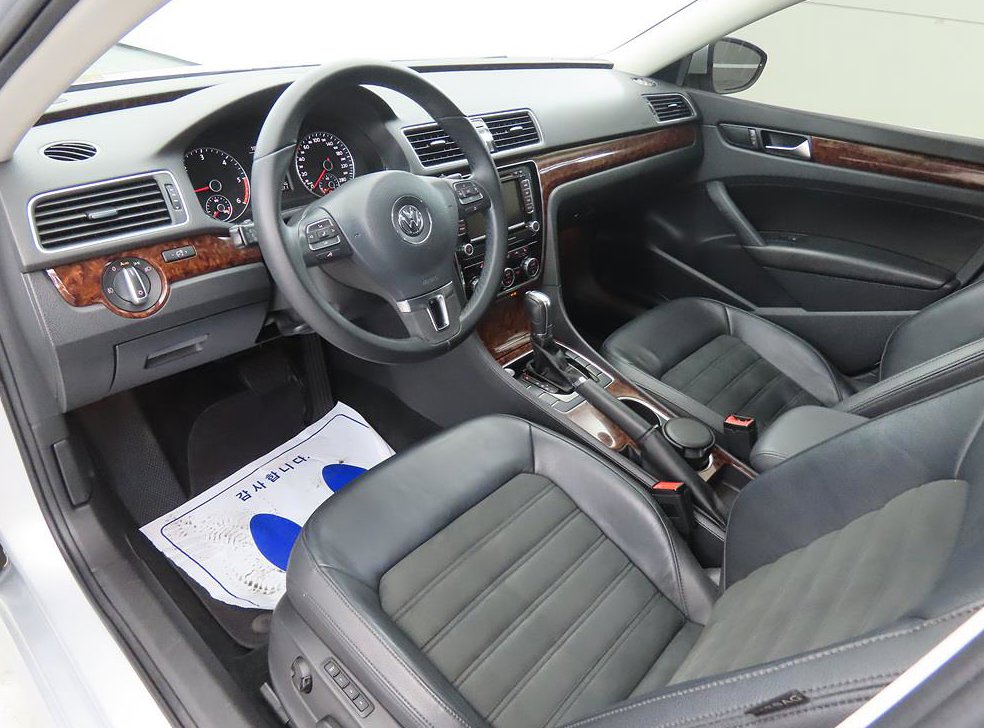 폭스바겐 파사트 2.0 TDI 사진 6